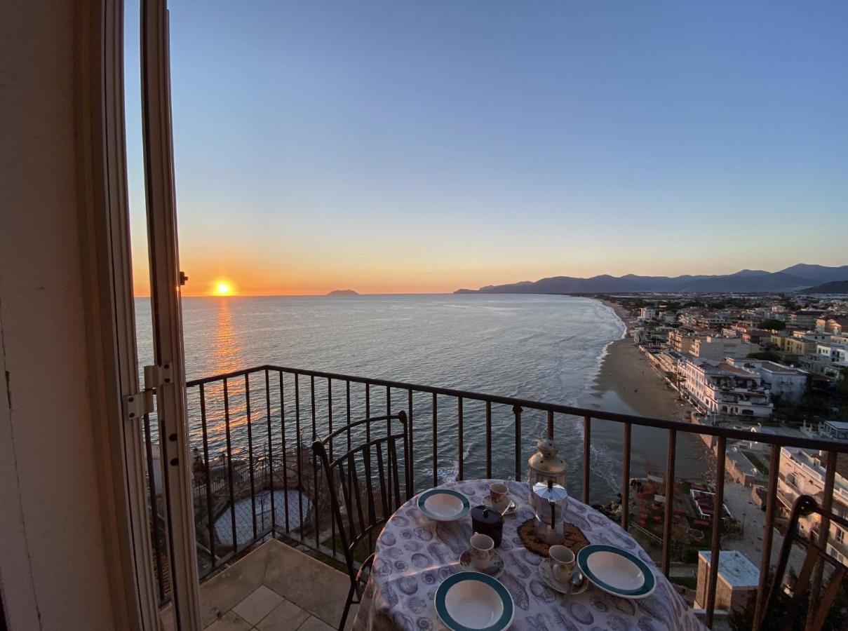 Holidaycasa Romano - Vacanza Nel Cuore Di สแปร์ลองกา ภายนอก รูปภาพ