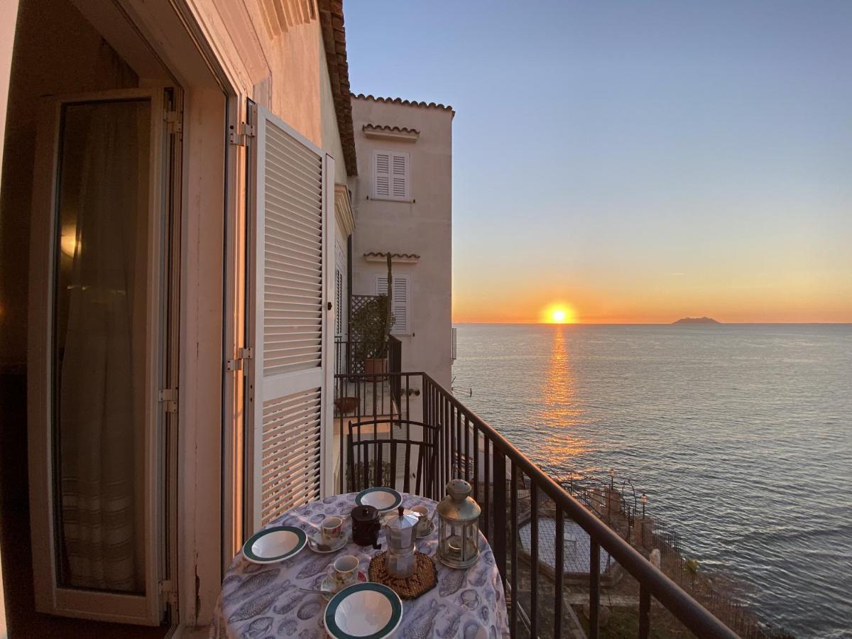 Holidaycasa Romano - Vacanza Nel Cuore Di สแปร์ลองกา ภายนอก รูปภาพ